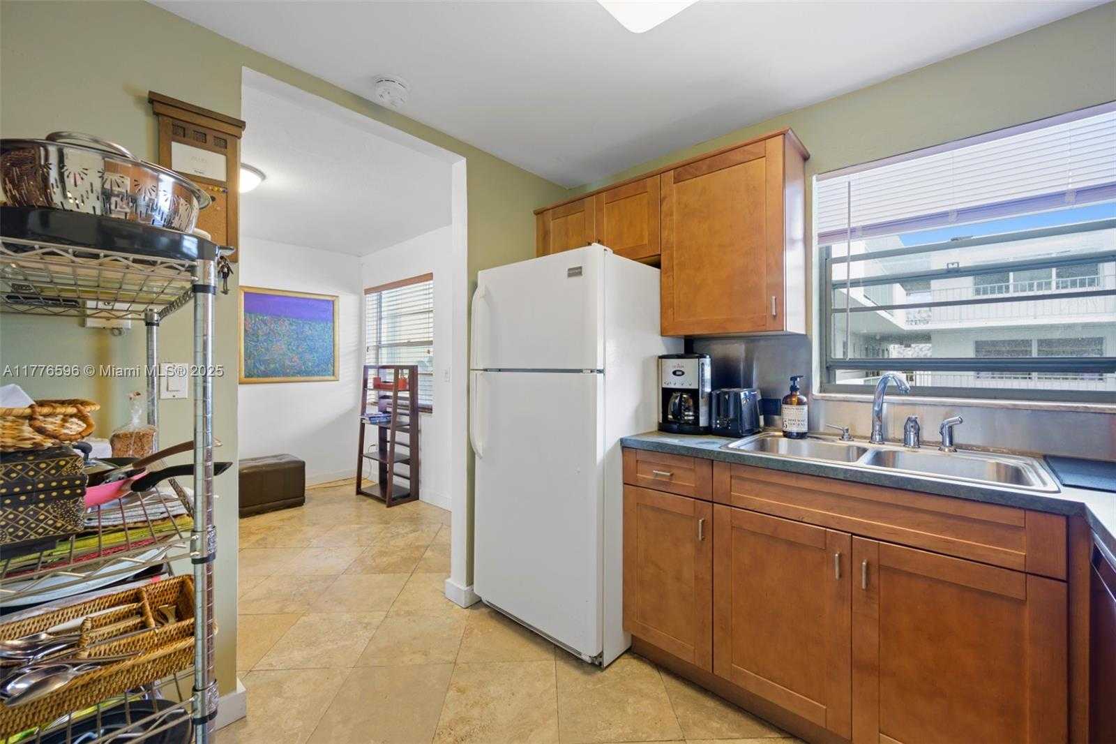 Small Image of 1610 LENOX AVE #402, Miami Beach Number 10
