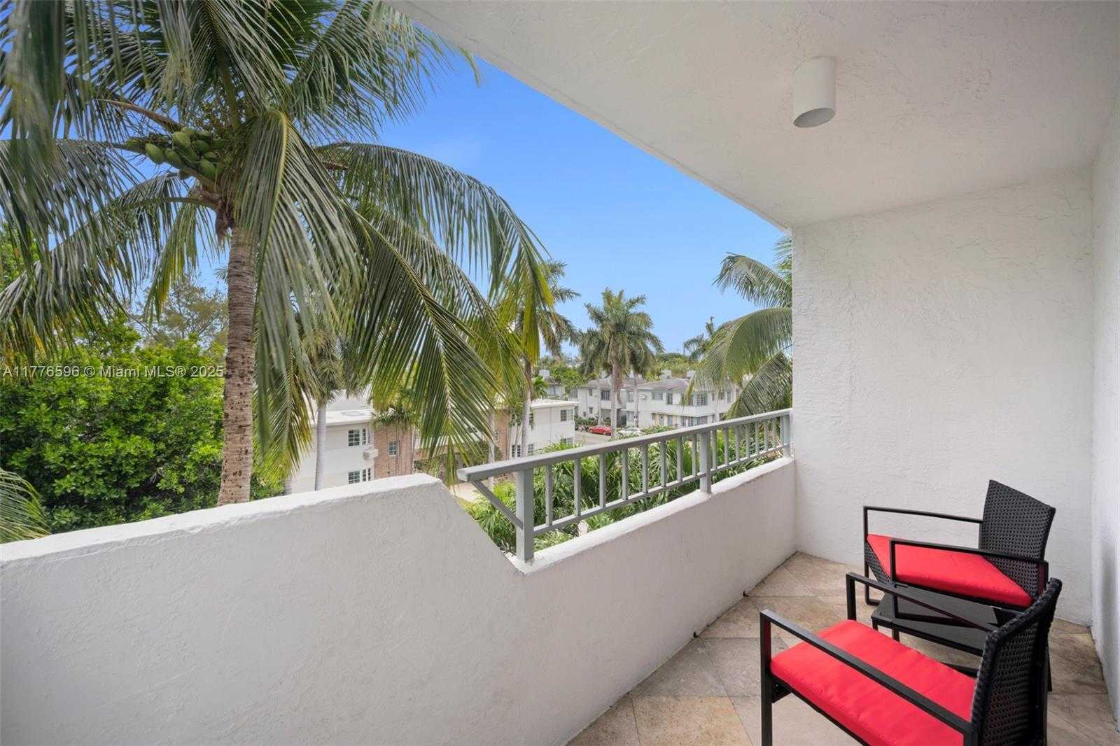 Small Image of 1610 LENOX AVE #402, Miami Beach Number 17