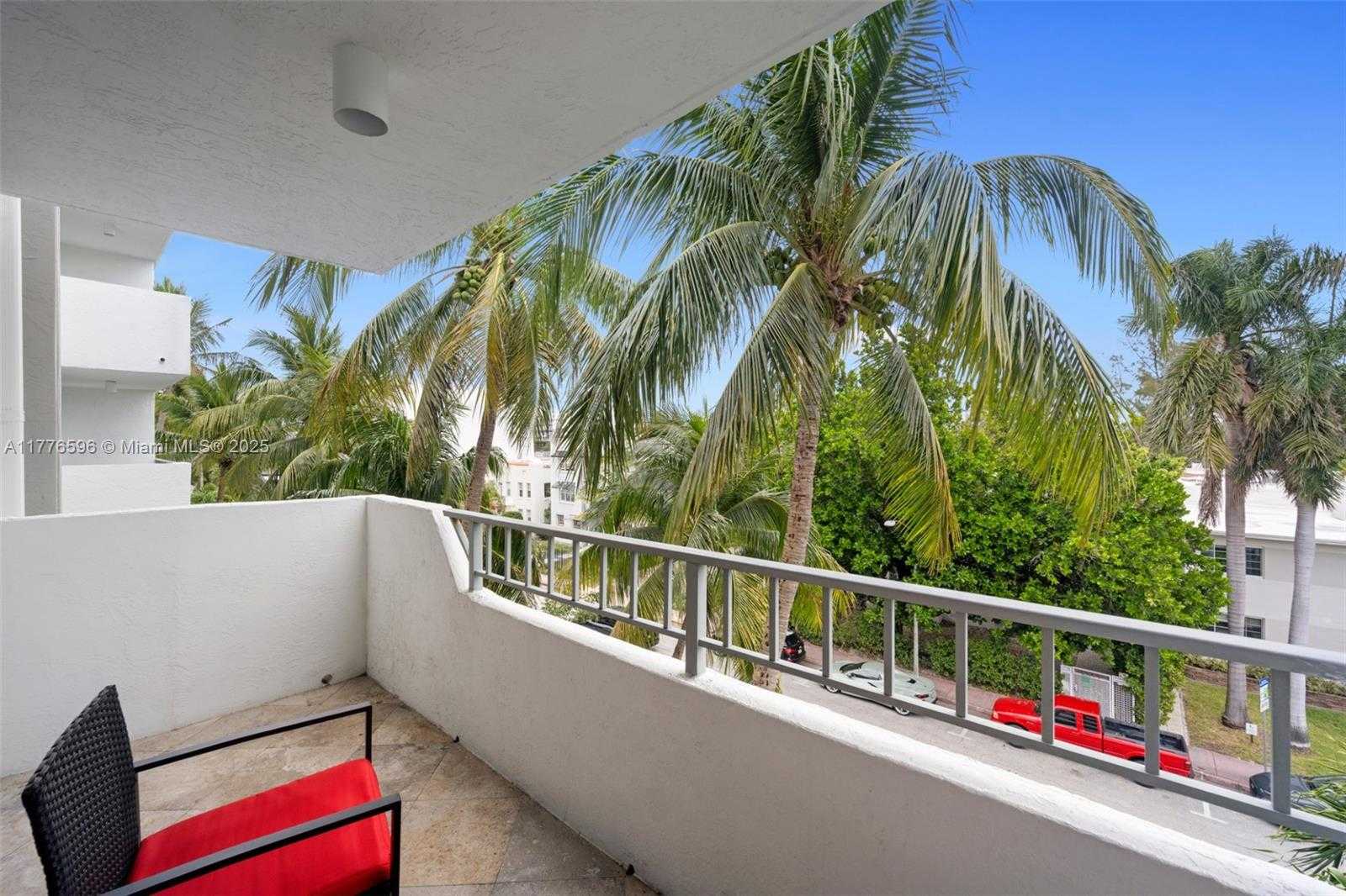 Small Image of 1610 LENOX AVE #402, Miami Beach Number 19