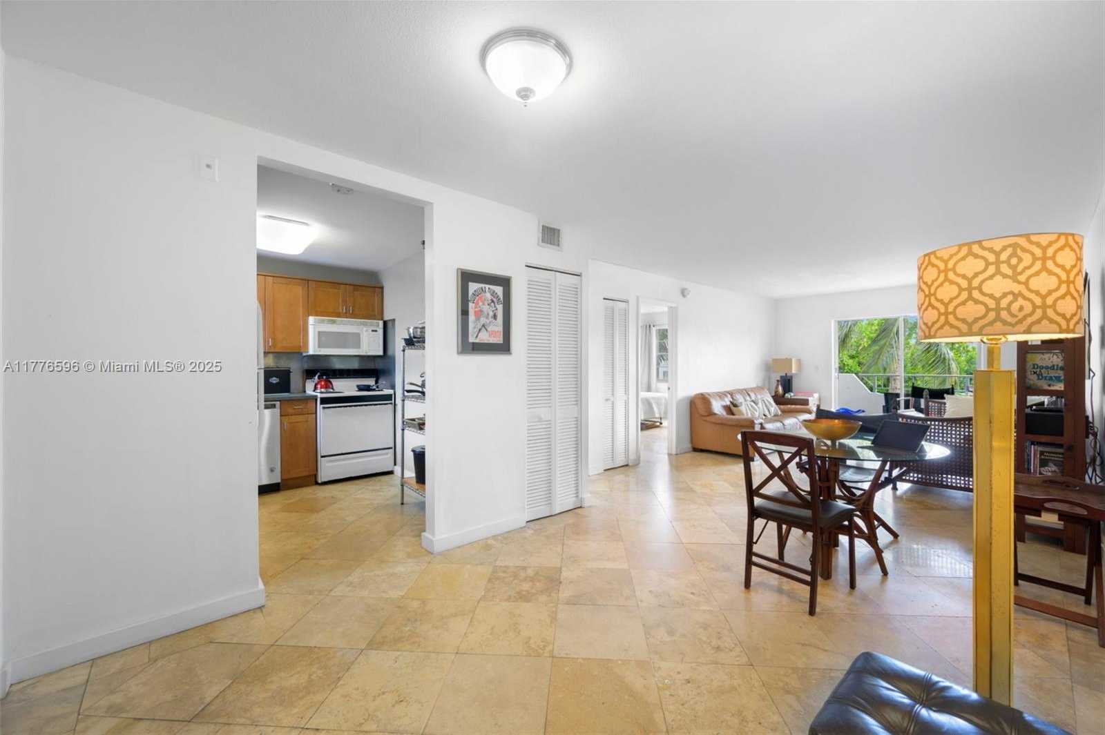 Small Image of 1610 LENOX AVE #402, Miami Beach Number 6