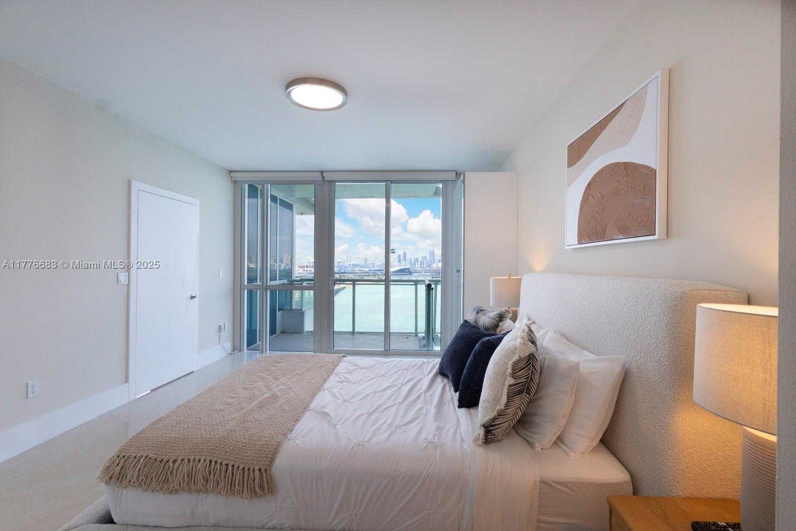 Small Image of 520 WEST AVE #1502, Miami Beach Number 13
