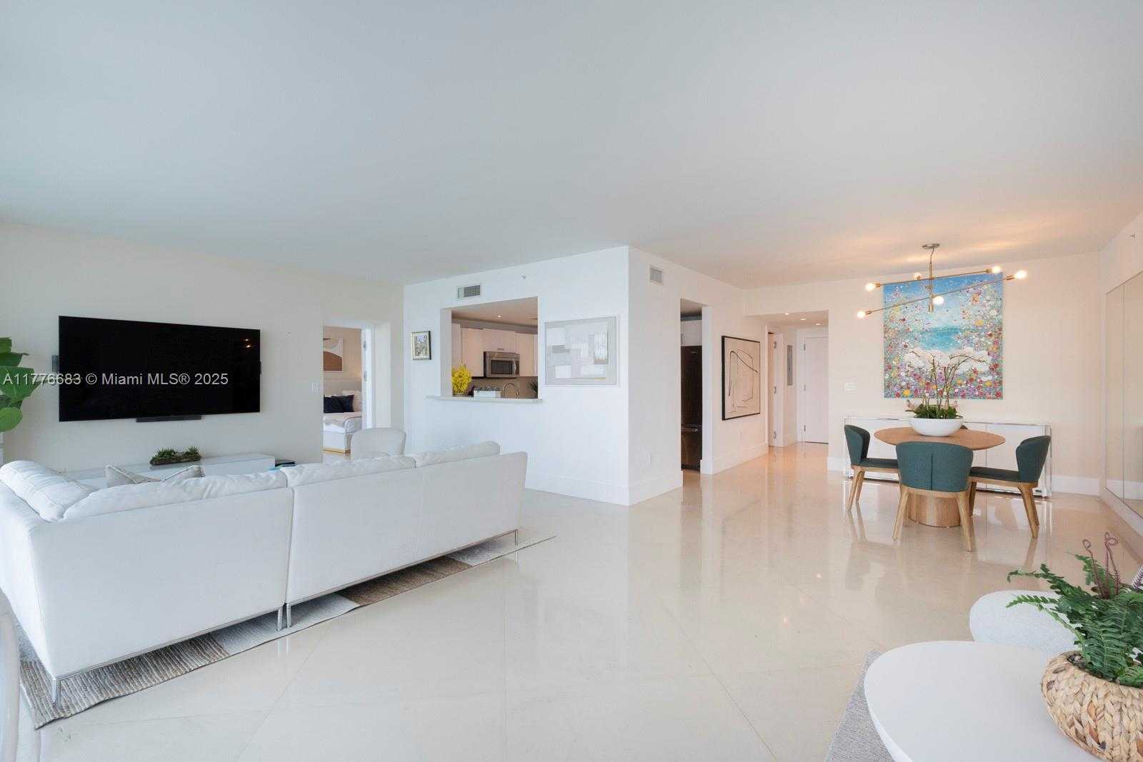 Small Image of 520 WEST AVE #1502, Miami Beach Number 7