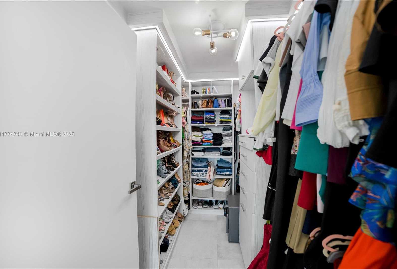 Small Image of 1900 NORTH BAYSHORE DR #4411, Miami Number 12