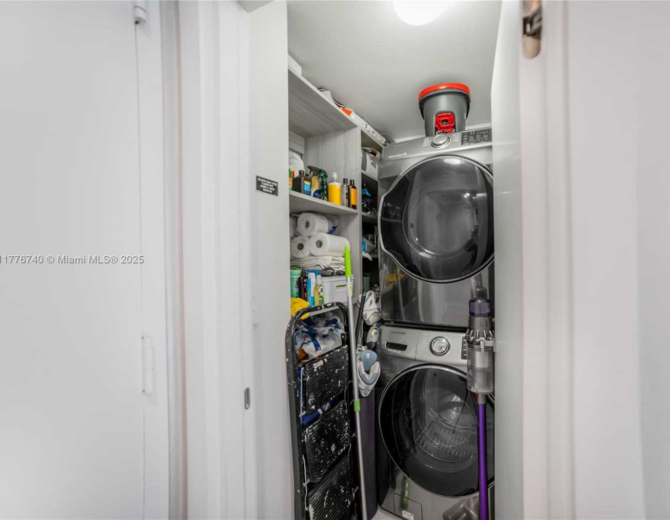 Small Image of 1900 NORTH BAYSHORE DR #4411, Miami Number 17