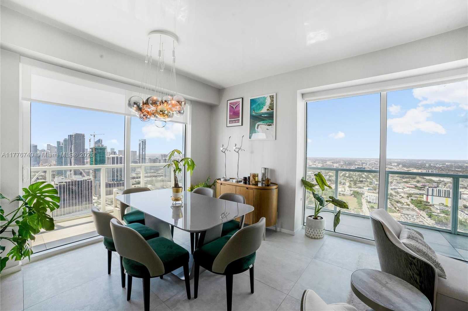 Small Image of 1900 NORTH BAYSHORE DR #4411, Miami Number 2