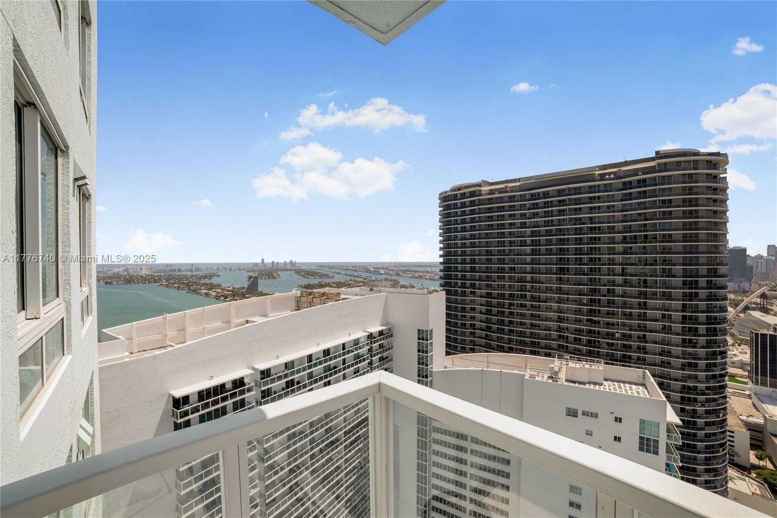 Small Image of 1900 NORTH BAYSHORE DR #4411, Miami Number 23