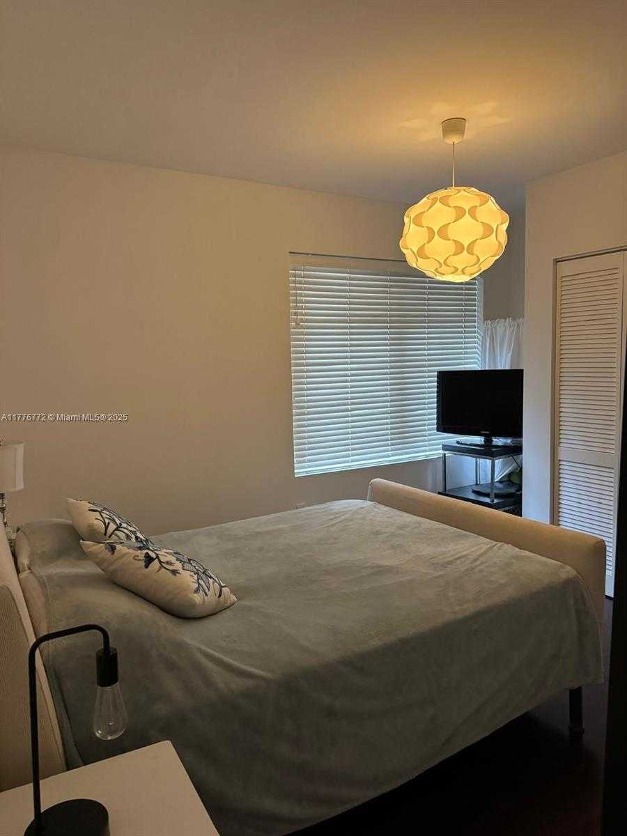 Small Image of 435 21ST ST #221, Miami Beach Number 10