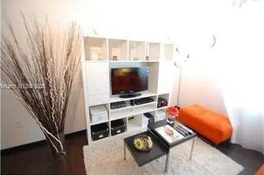 Small Image of 435 21ST ST #221, Miami Beach Number 2