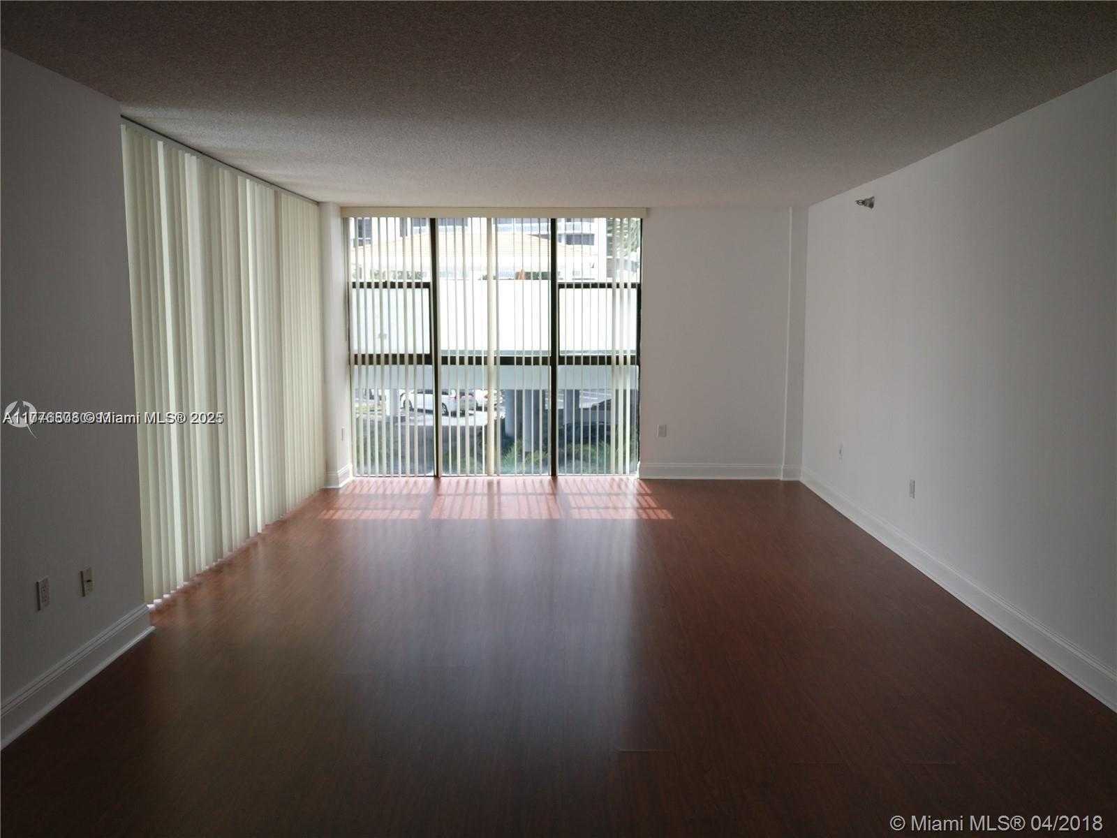Small Image of 20515 EAST COUNTRY CLUB DR #248, Aventura Number 2