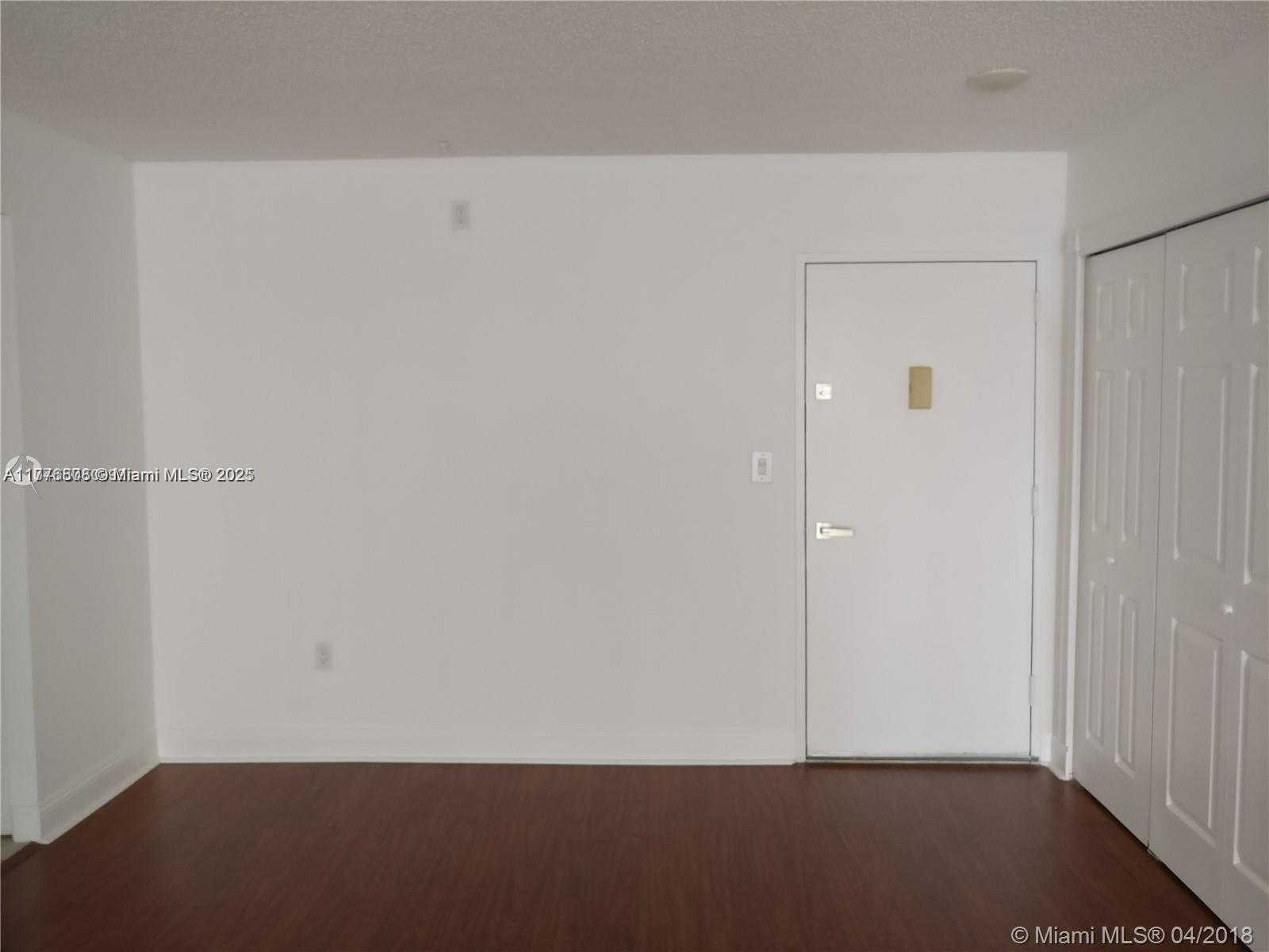 Small Image of 20515 EAST COUNTRY CLUB DR #248, Aventura Number 3