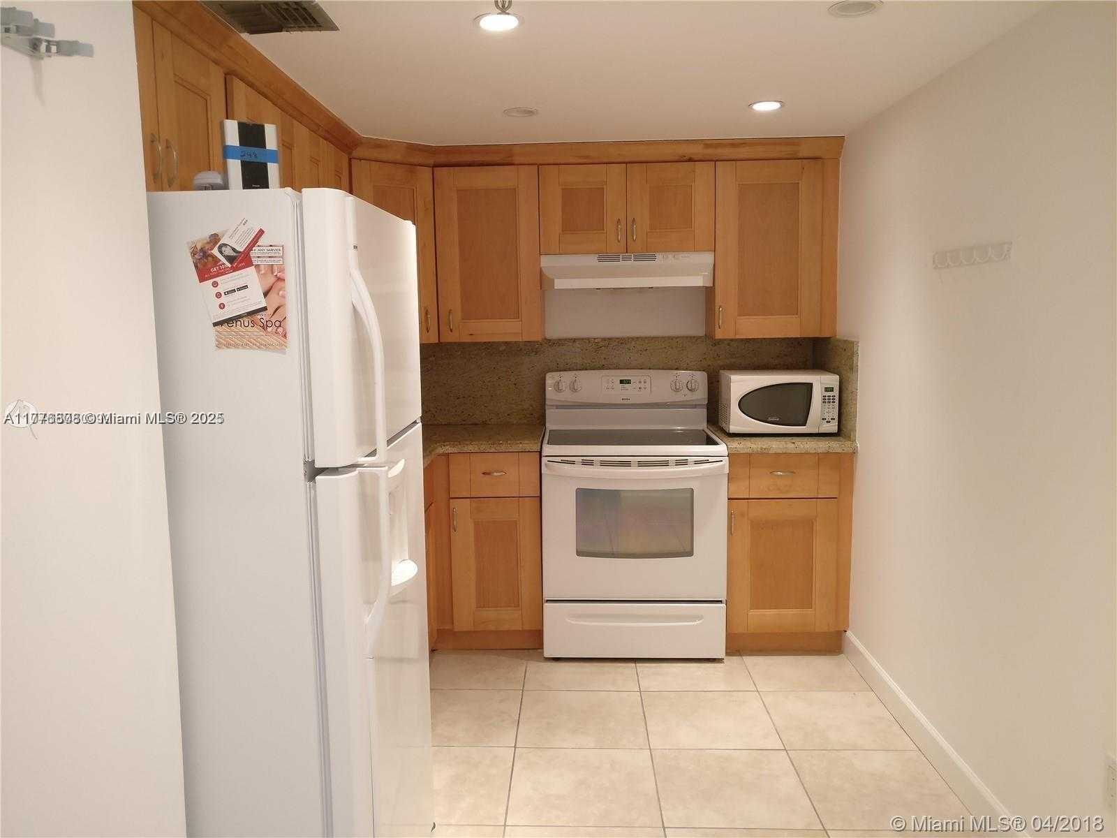 Small Image of 20515 EAST COUNTRY CLUB DR #248, Aventura Number 4