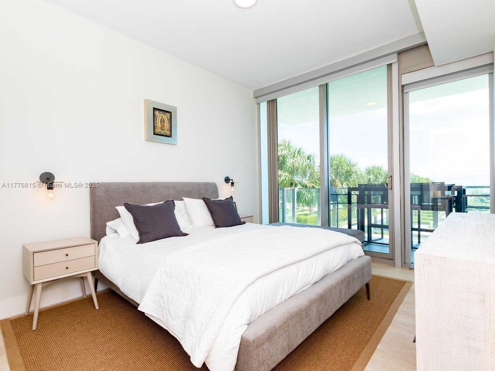 Small Image of 360 OCEAN DR #304S, Key Biscayne Number 14