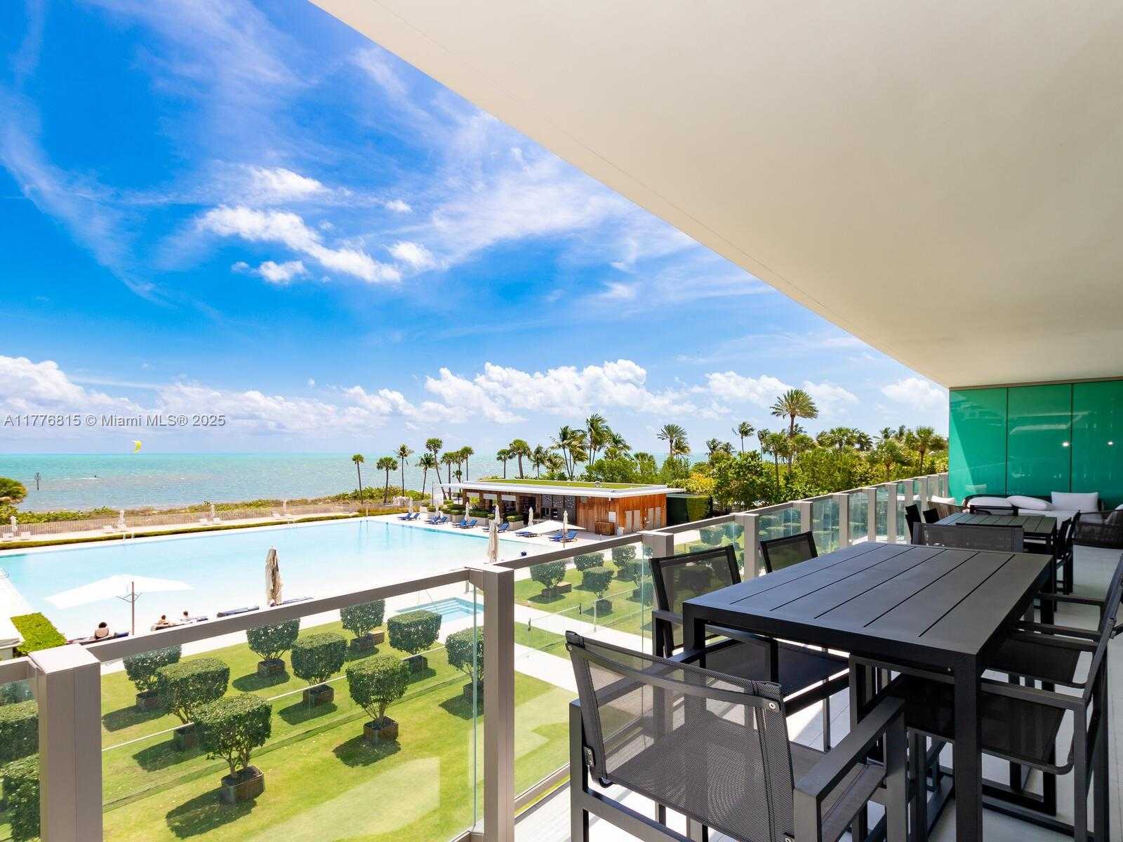 Small Image of 360 OCEAN DR #304S, Key Biscayne Number 24