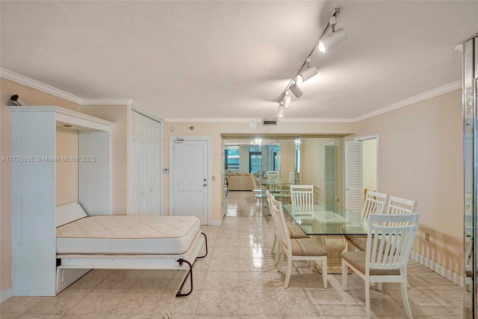 Small Image of 10185 COLLINS AVE #1021, Bal Harbour Number 12