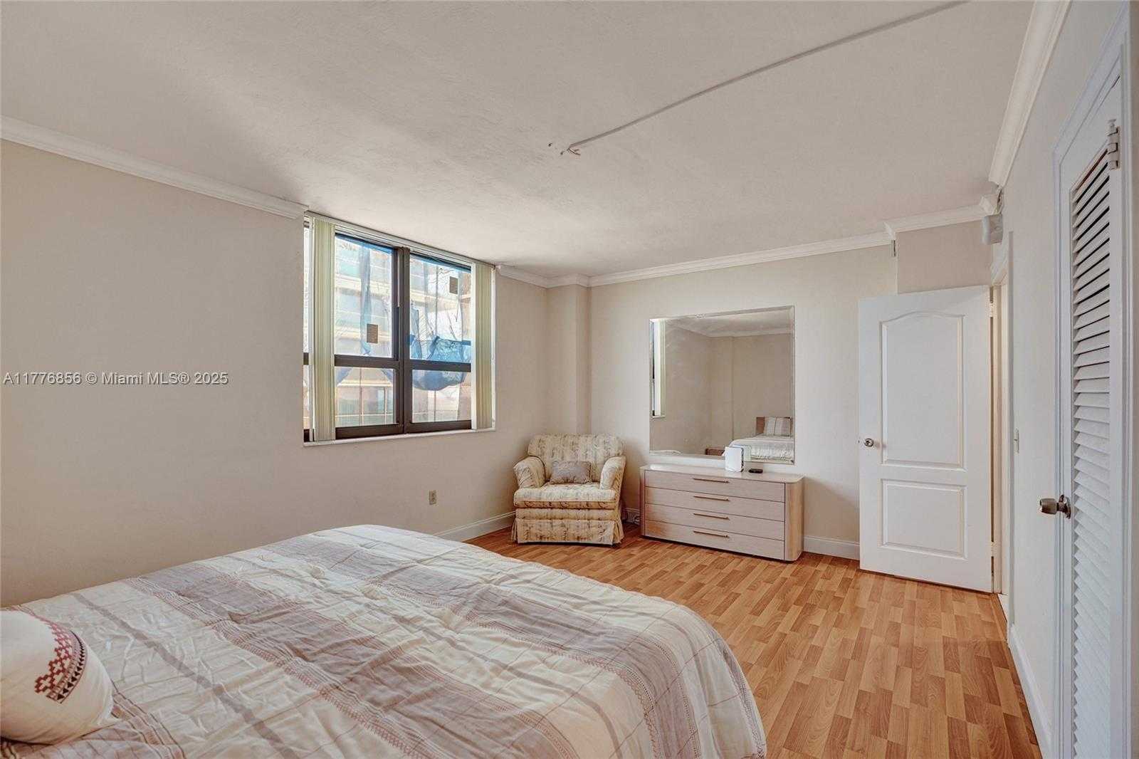 Small Image of 10185 COLLINS AVE #1021, Bal Harbour Number 20