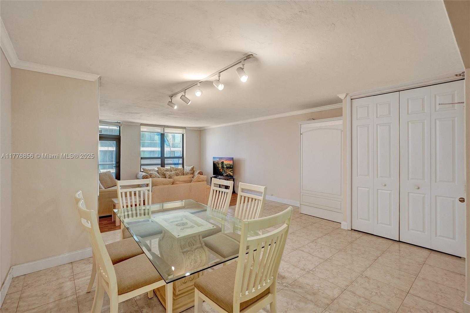 Small Image of 10185 COLLINS AVE #1021, Bal Harbour Number 3