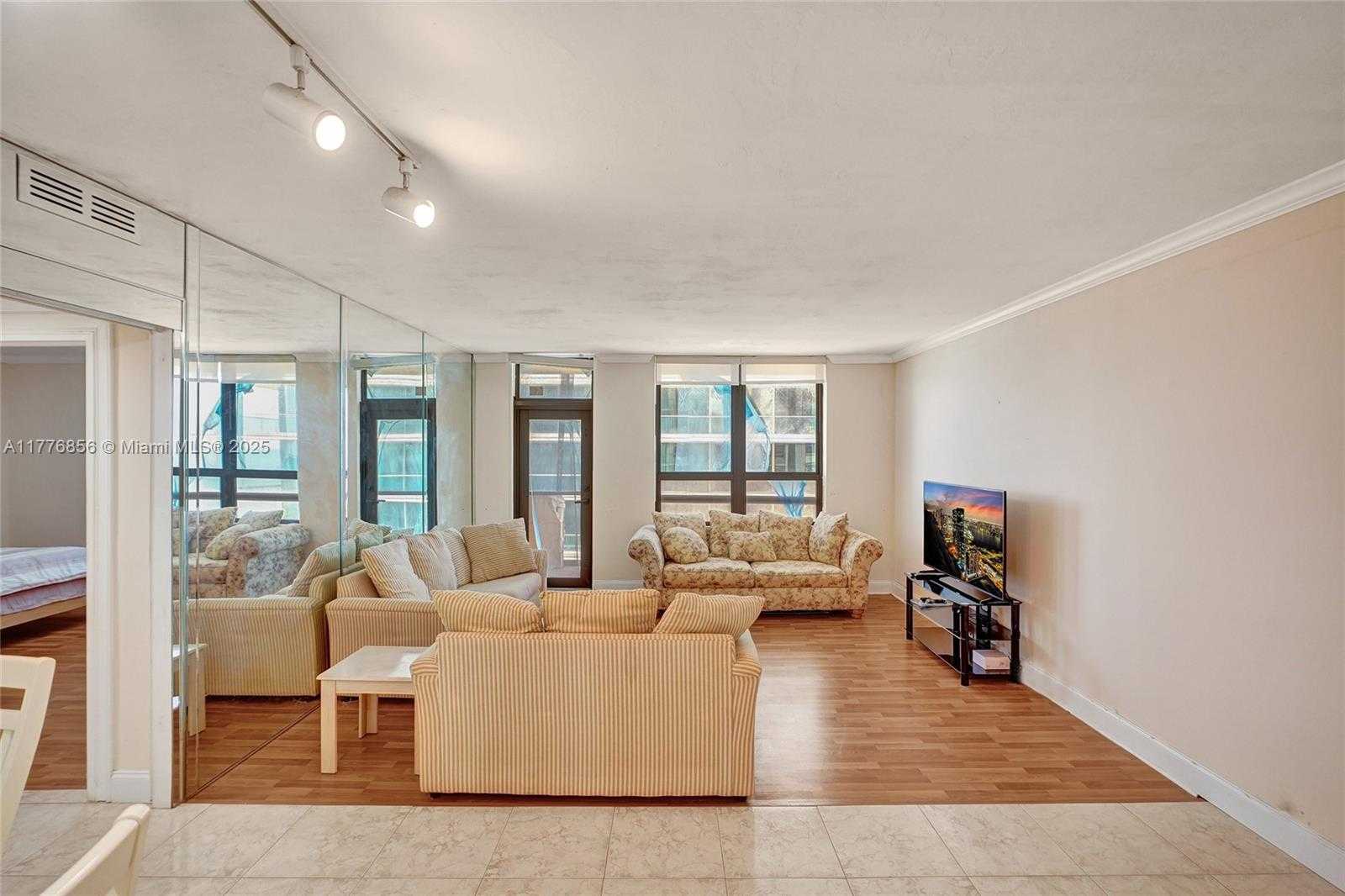Small Image of 10185 COLLINS AVE #1021, Bal Harbour Number 4