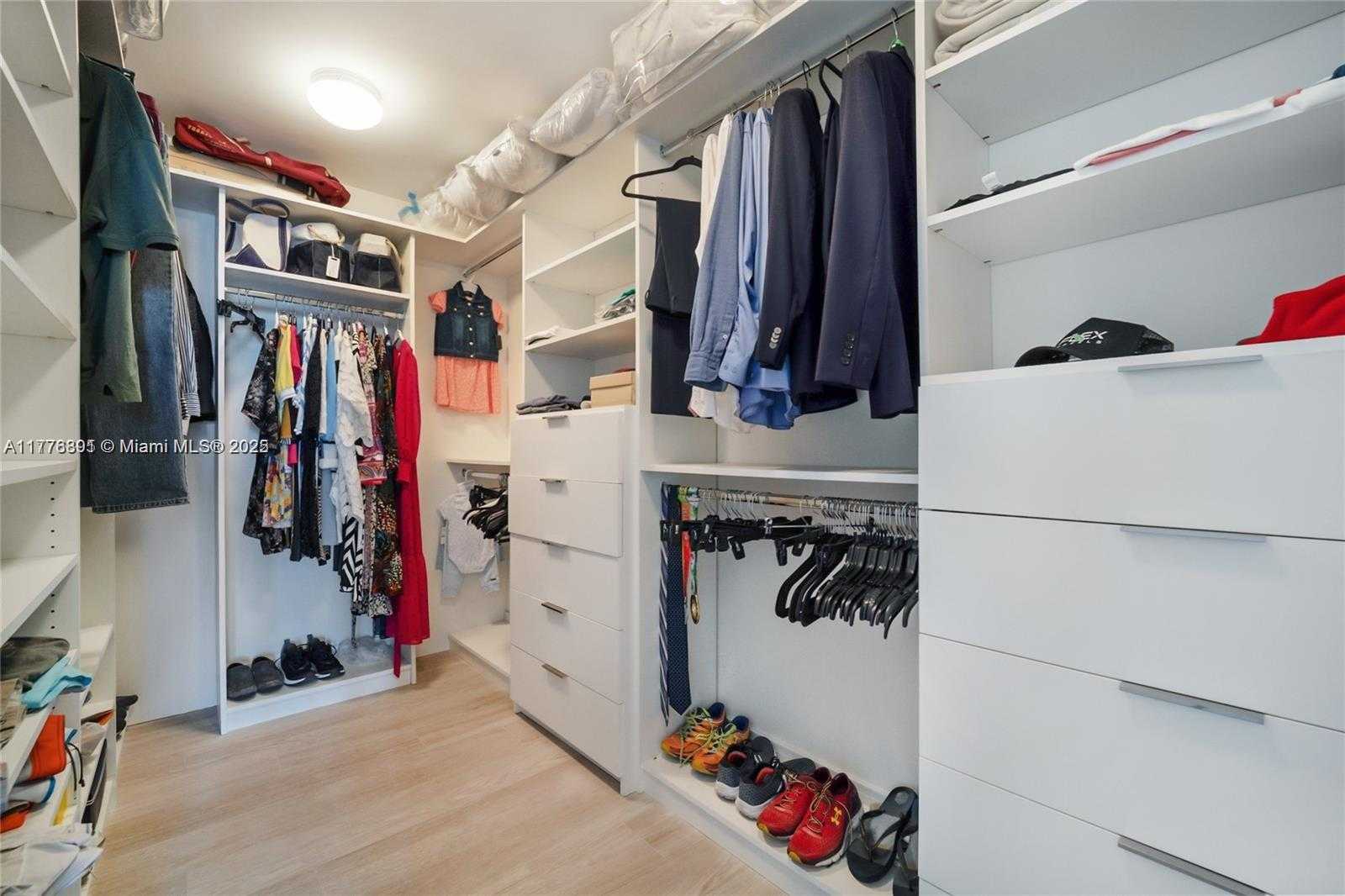 Small Image of 2900 NORTH EAST 7TH AVE #2505, Miami Number 10