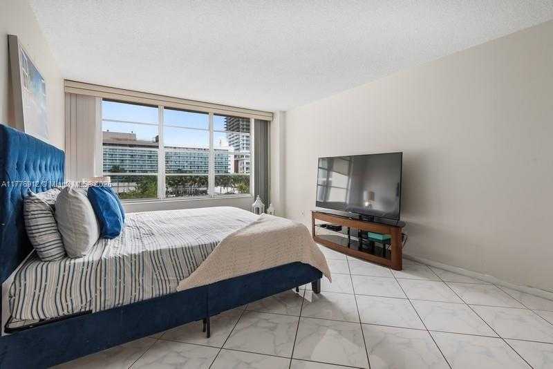 Small Image of 3800 SOUTH OCEAN DR #410, Hollywood Number 11