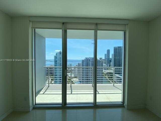 Small Image of 325 SOUTH BISCAYNE BLVD #4215, Miami Number 10