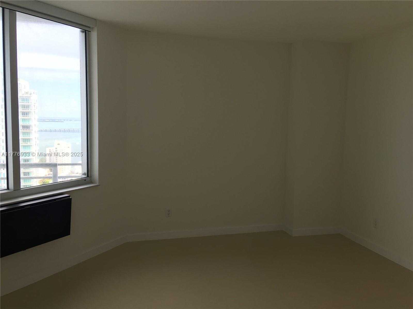 Small Image of 325 SOUTH BISCAYNE BLVD #4215, Miami Number 8