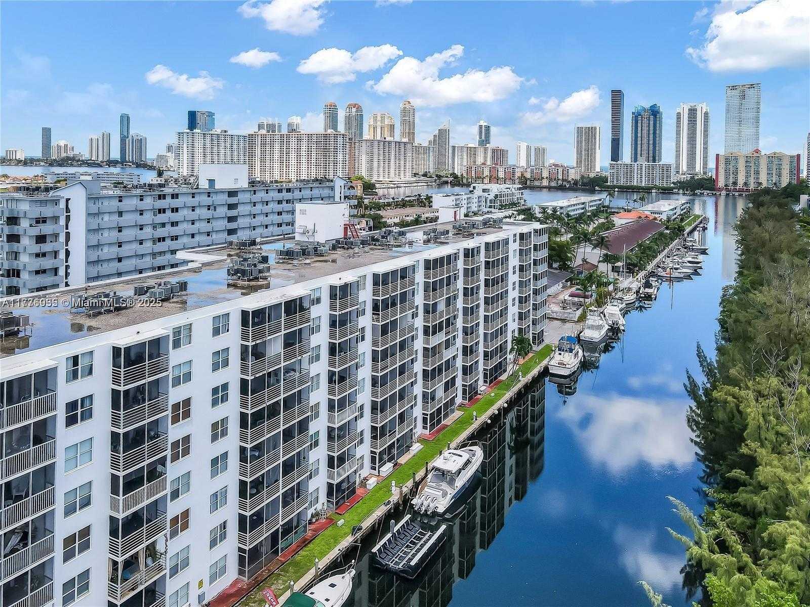 Small Image of 3660 NORTH EAST 166TH ST #608, North Miami Beach Number 5
