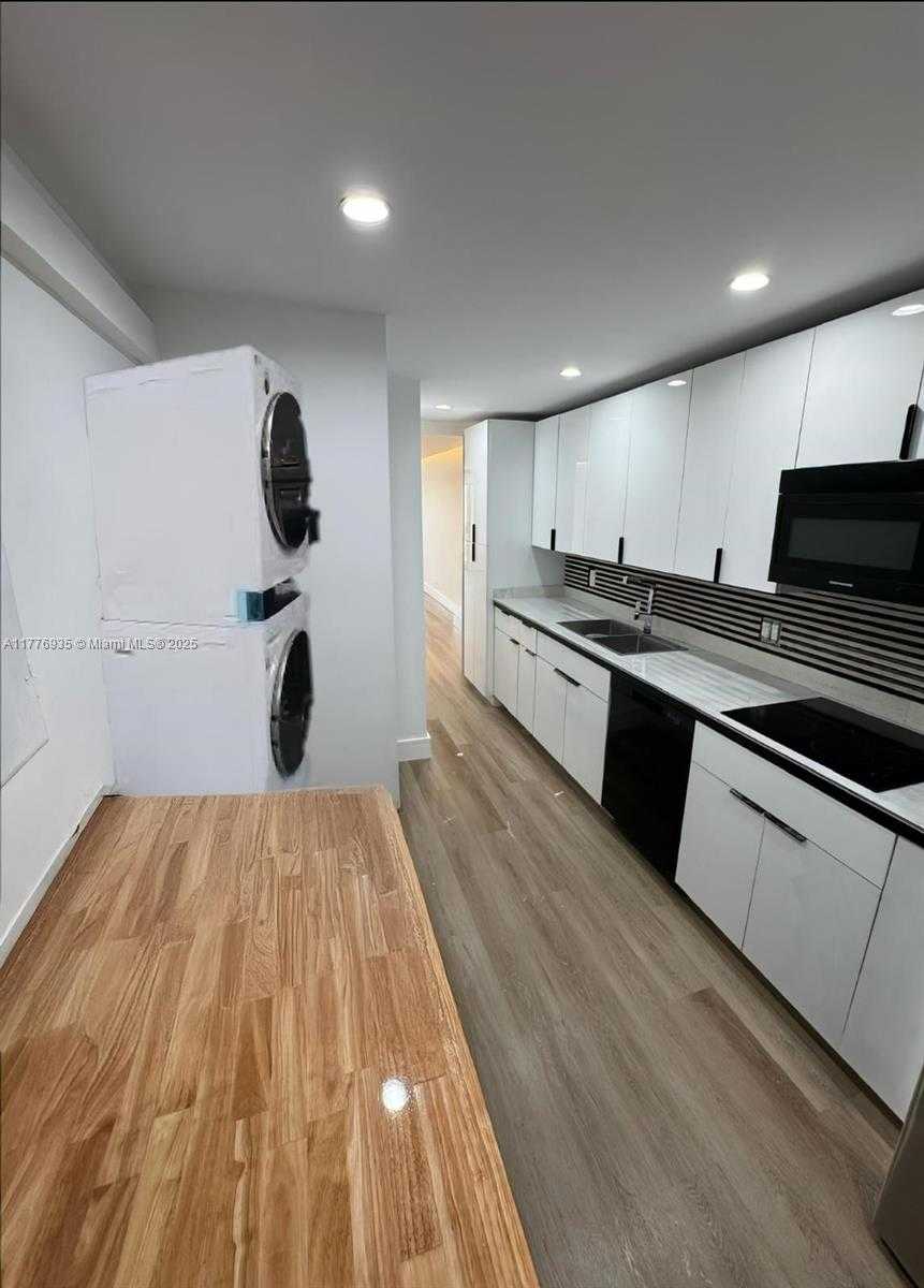 Small Image of 3660 NORTH EAST 166TH ST #608, North Miami Beach Number 8