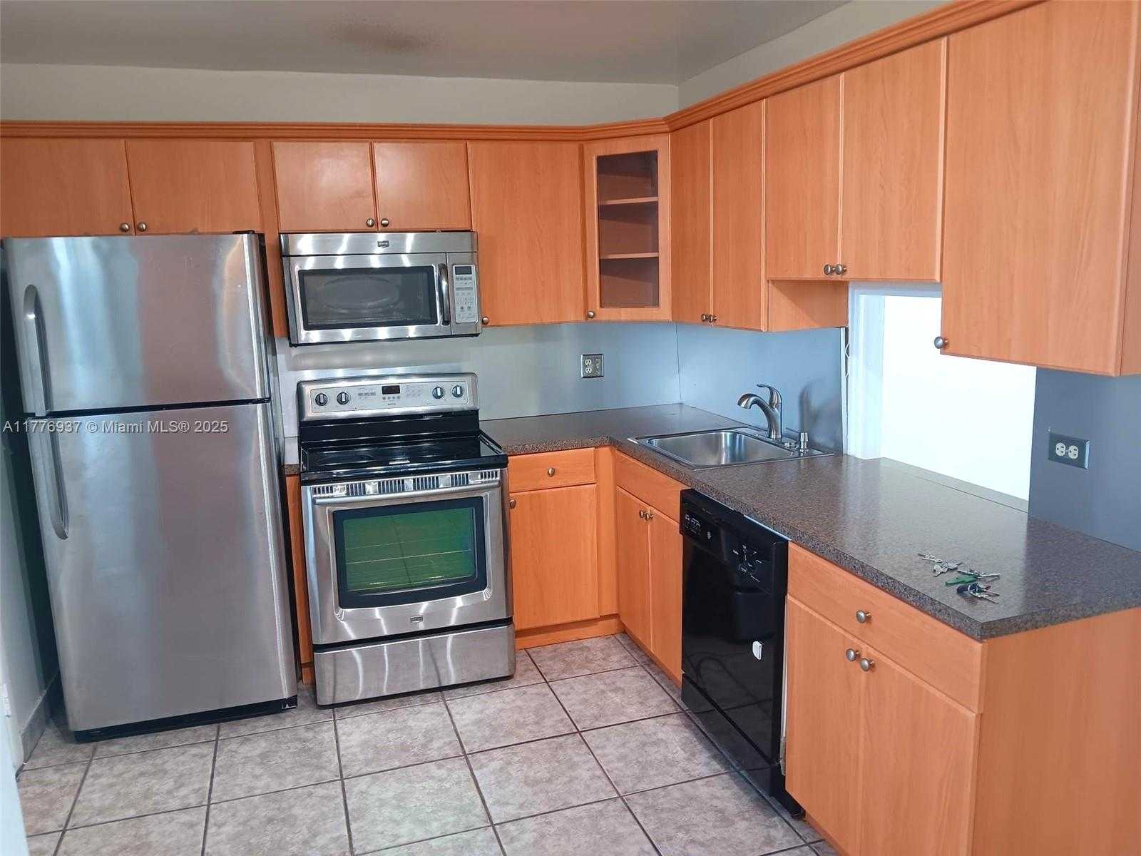 Small Image of 3703 NORTH EAST 166TH ST #704, North Miami Beach Number 3