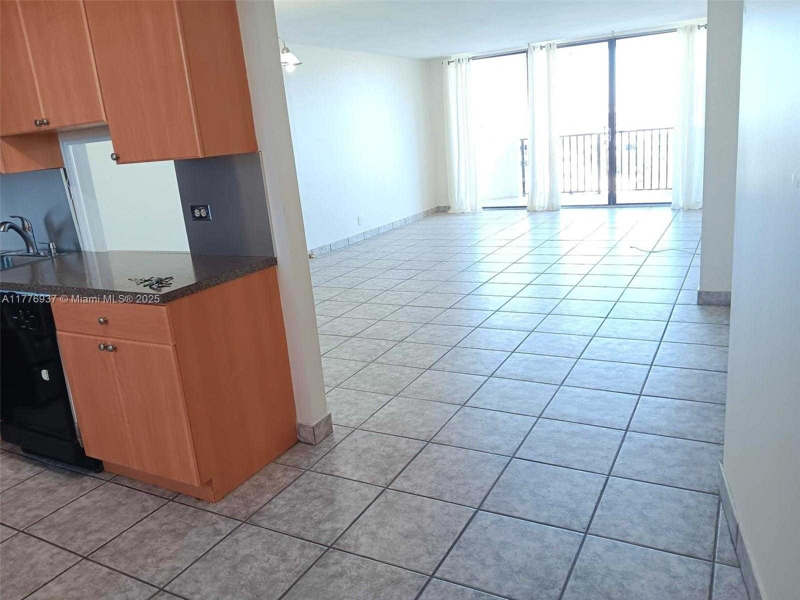 Small Image of 3703 NORTH EAST 166TH ST #704, North Miami Beach Number 6