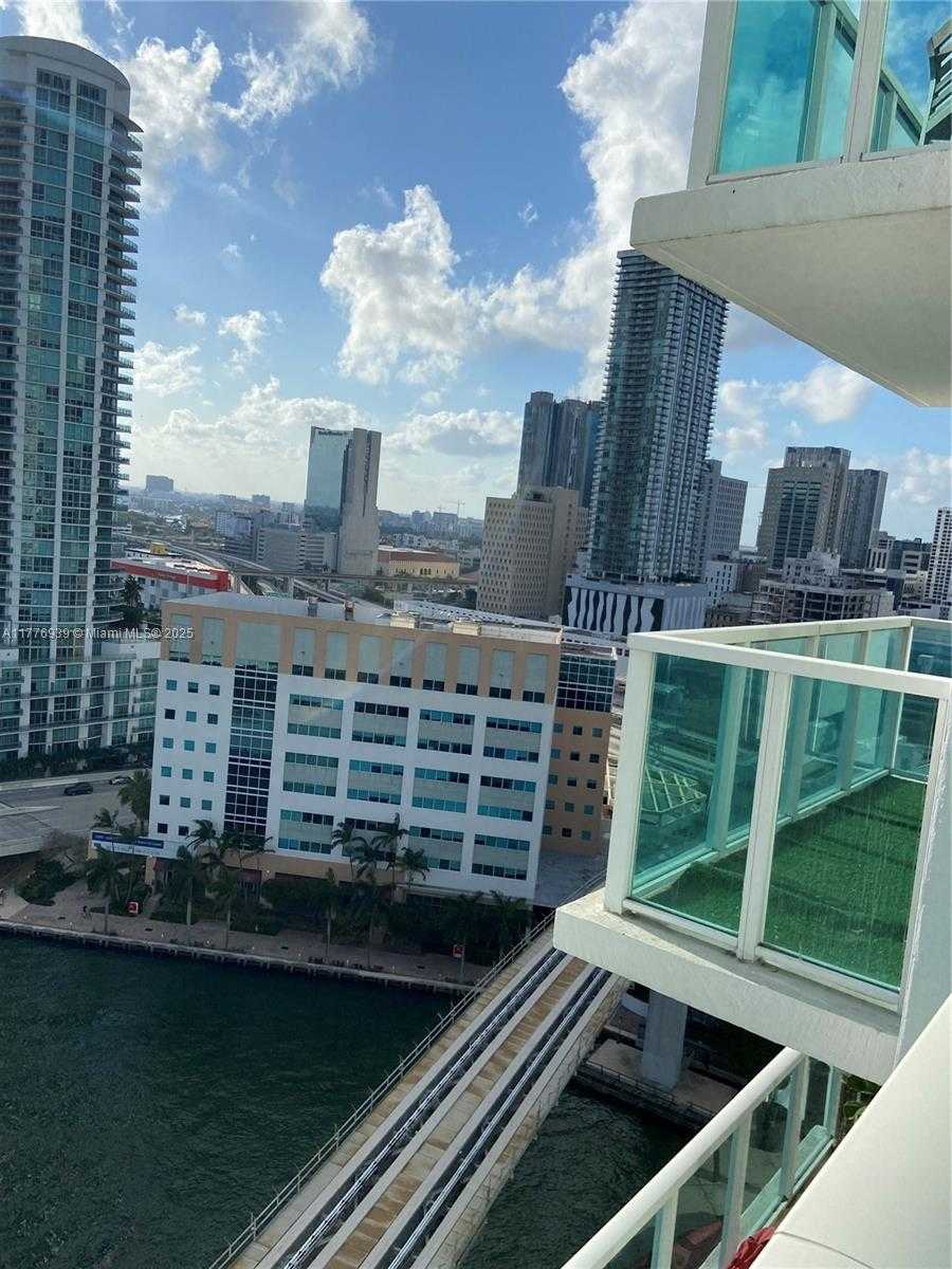 Small Image of 31 SOUTH EAST 5TH ST #2103, Miami Number 4