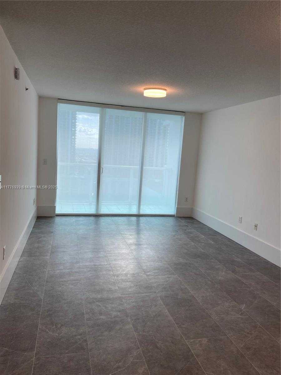 Small Image of 31 SOUTH EAST 5TH ST #2103, Miami Number 8