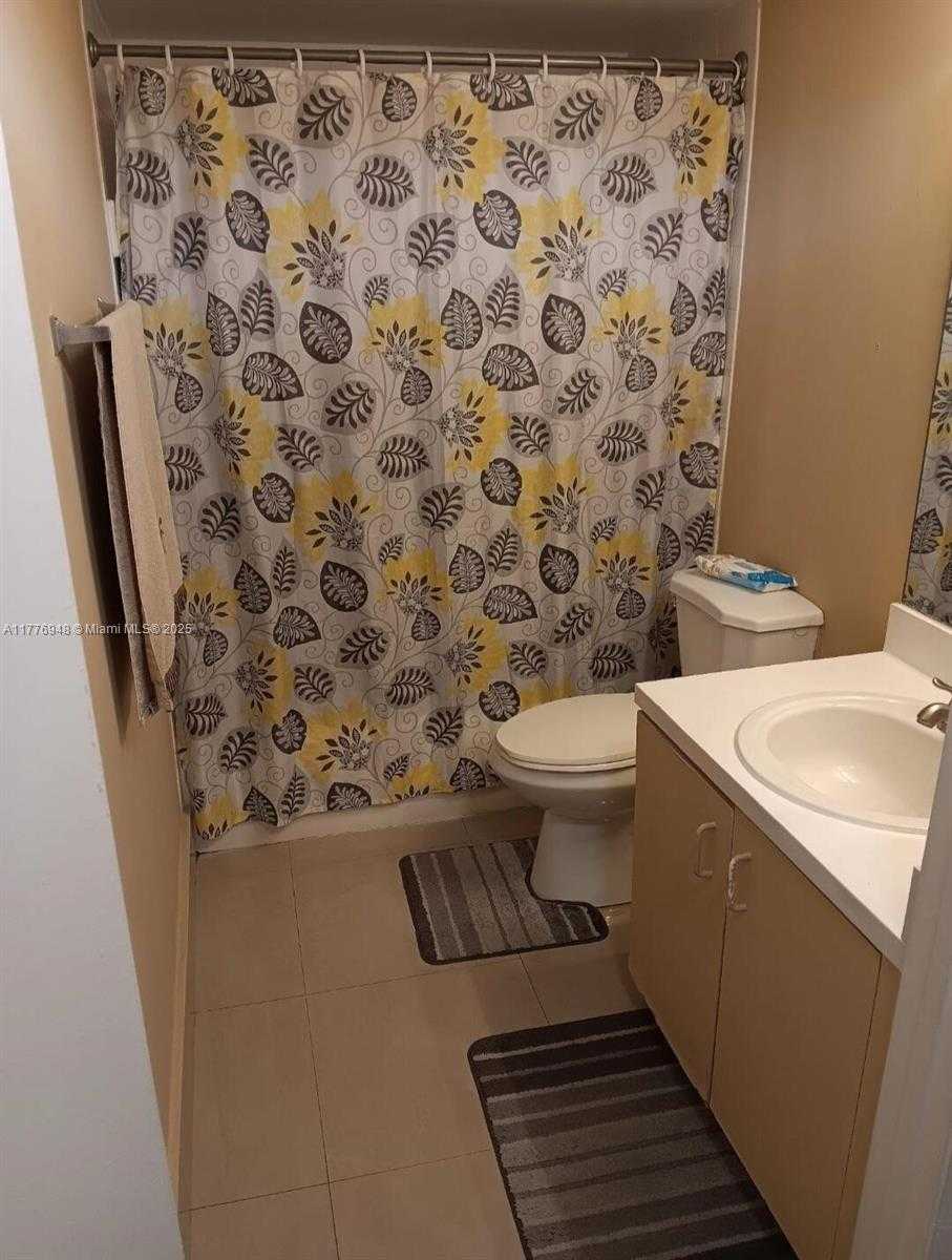 Small Image of 18870 NORTH WEST 57TH AVE #108, Hialeah Number 12
