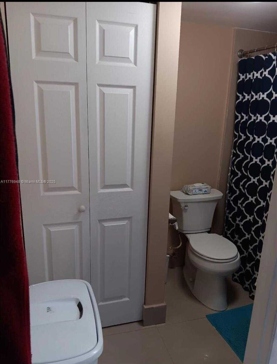 Small Image of 18870 NORTH WEST 57TH AVE #108, Hialeah Number 36