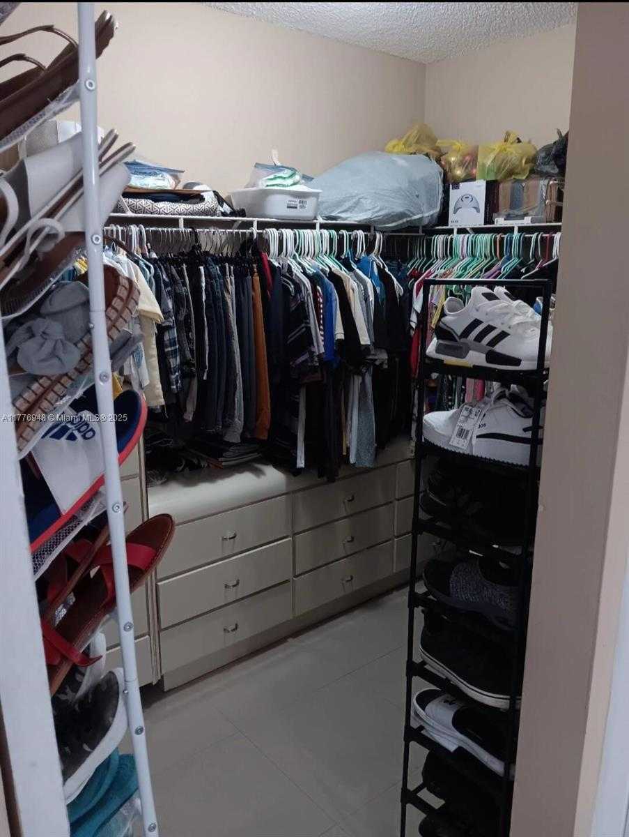 Small Image of 18870 NORTH WEST 57TH AVE #108, Hialeah Number 9