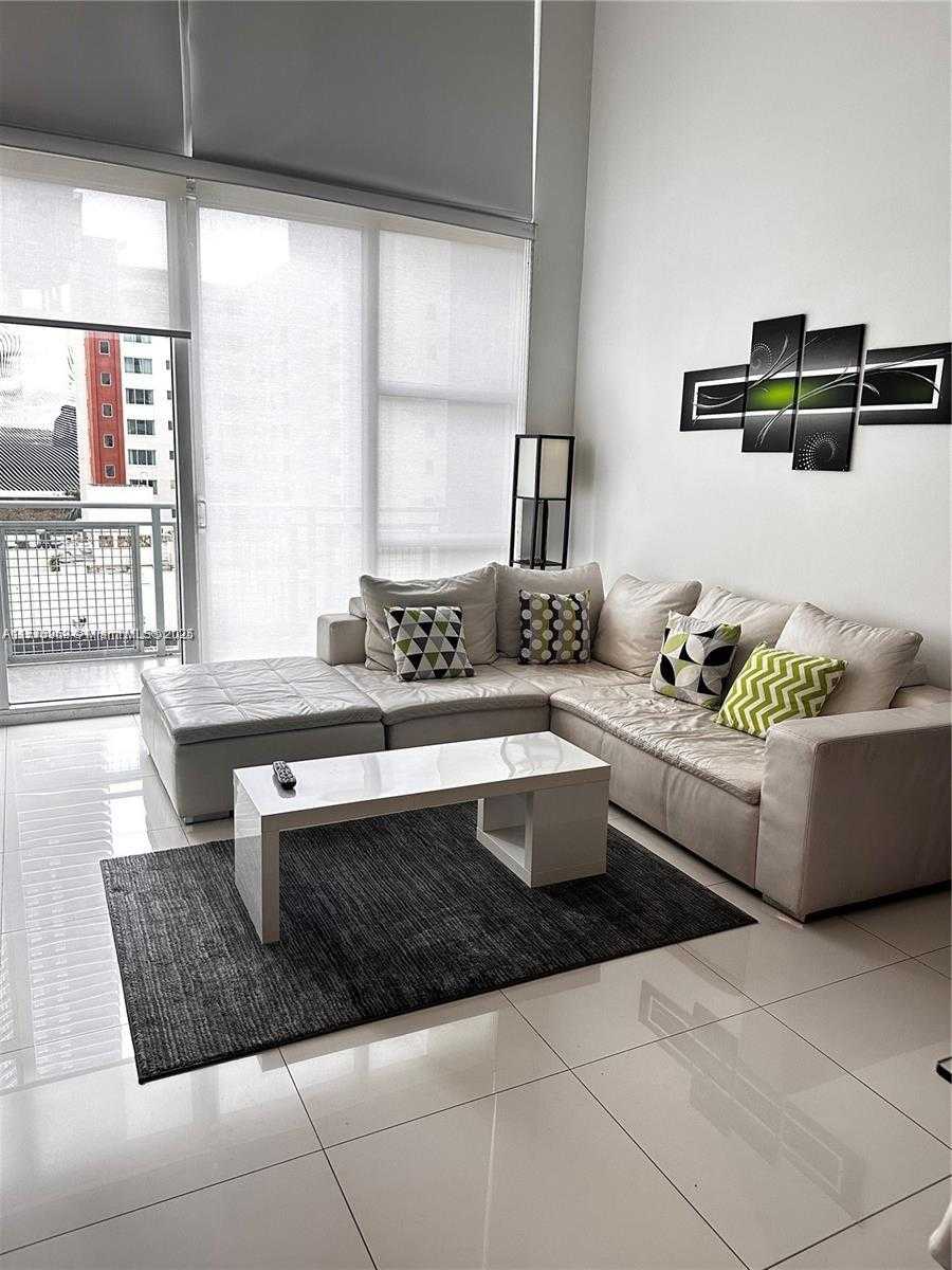 Small Image of 244 BISCAYNE BLVD #442, Miami Number 7