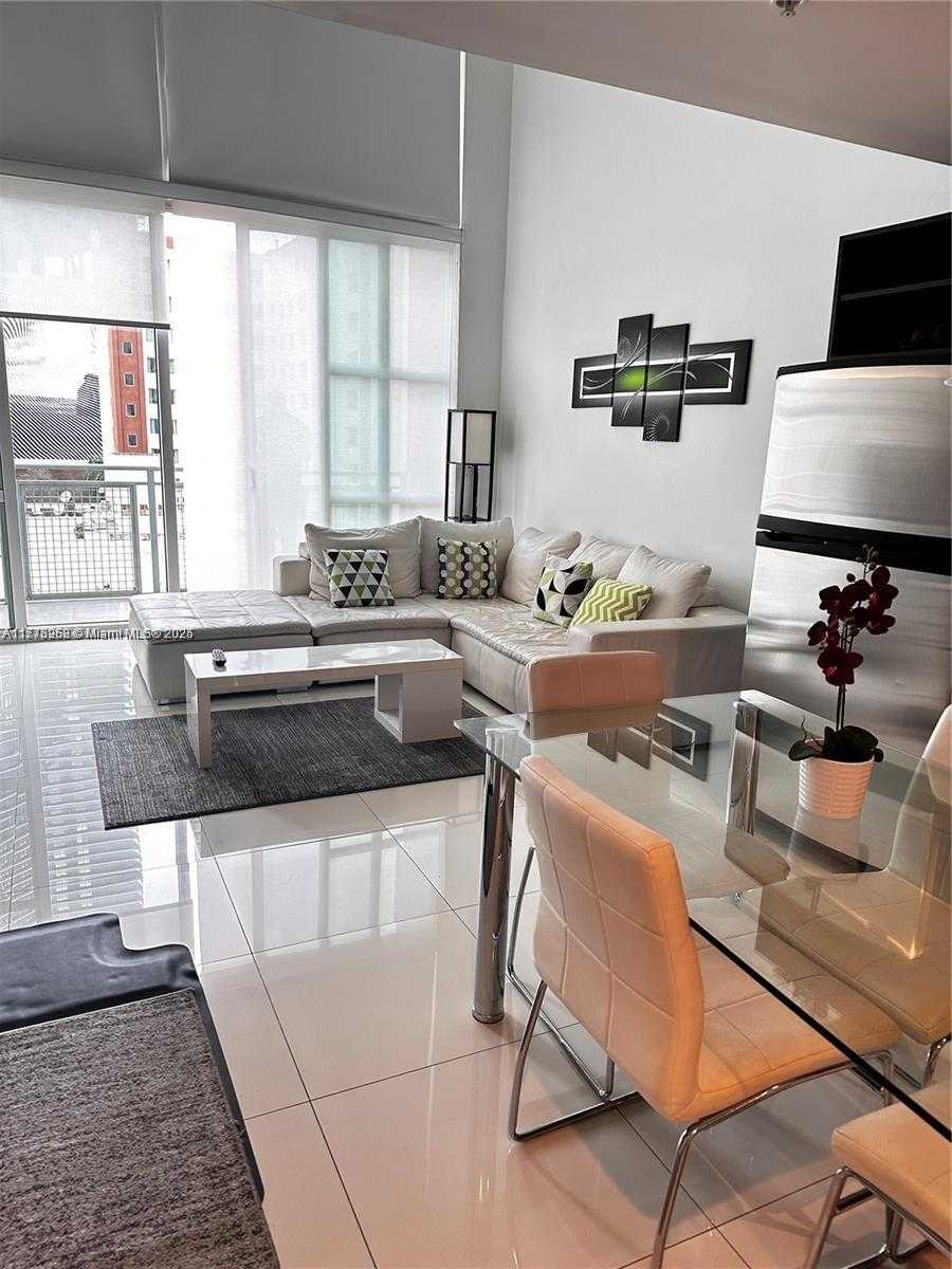 Small Image of 244 BISCAYNE BLVD #442, Miami Number 9
