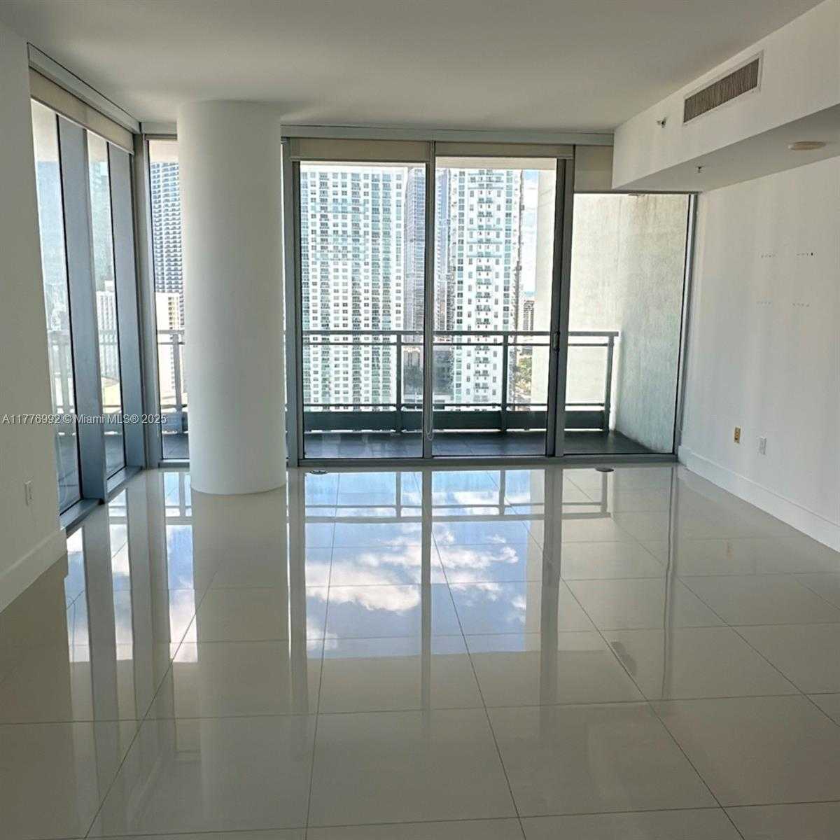 Small Image of 92 SOUTH WEST 3RD ST #2910, Miami Number 3