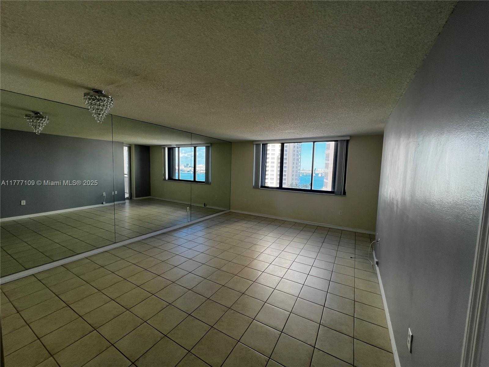 Small Image of 540 BRICKELL KEY DR #1226, Miami Number 28