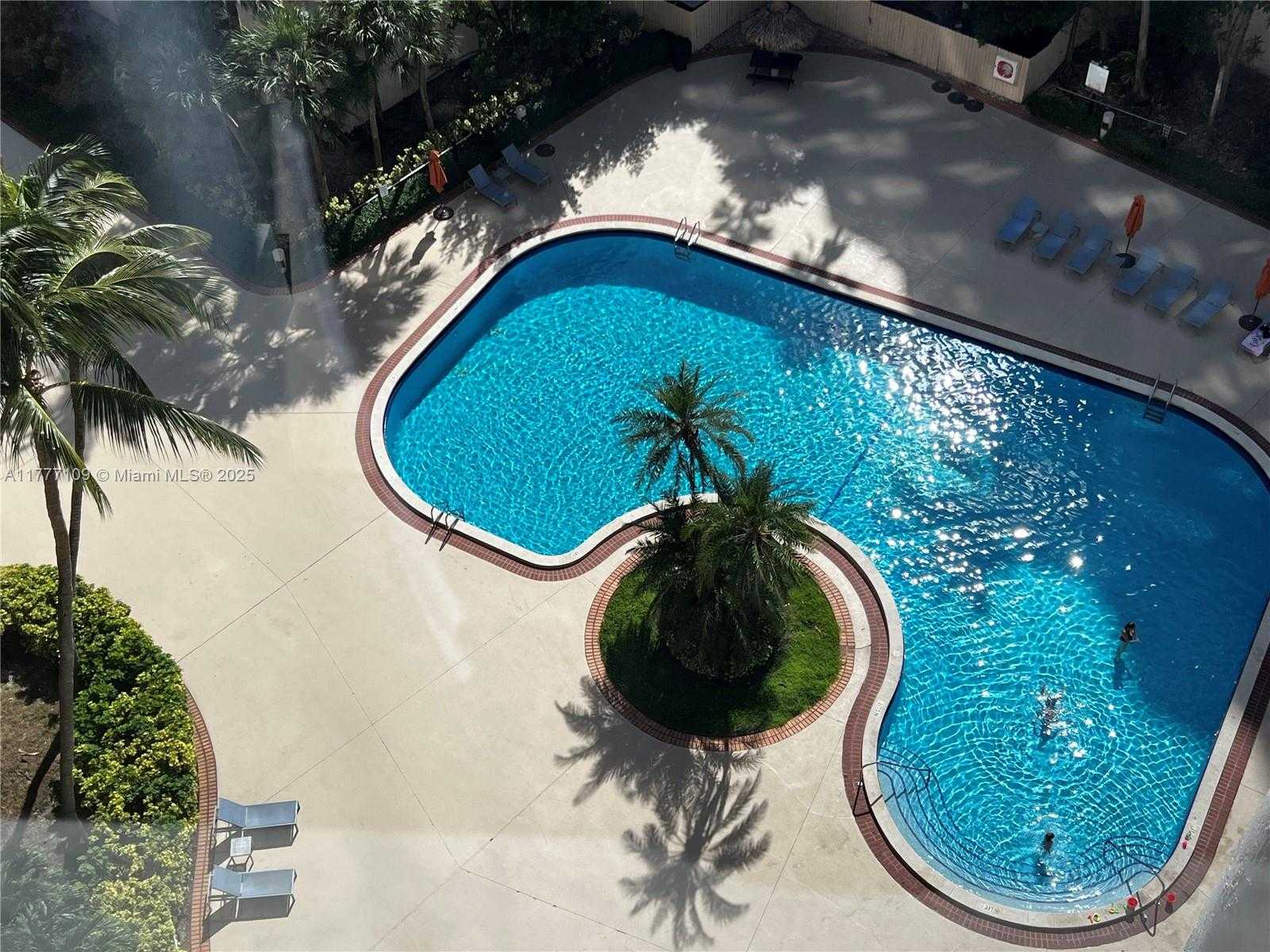 Small Image of 540 BRICKELL KEY DR #1226, Miami Number 41