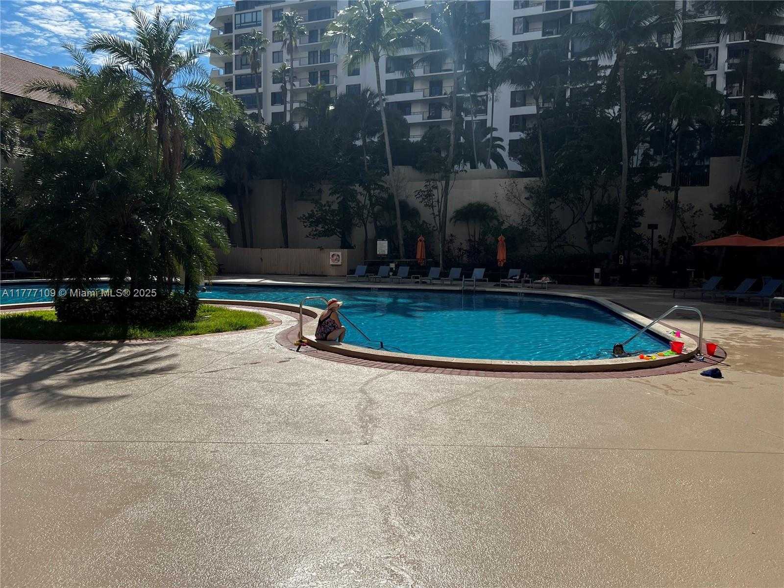 Small Image of 540 BRICKELL KEY DR #1226, Miami Number 45