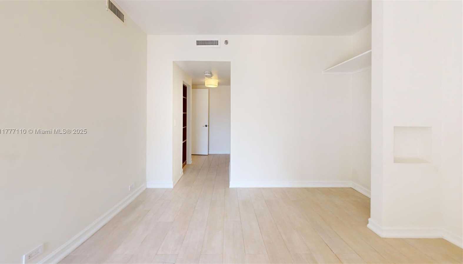 Small Image of 20191 EAST COUNTRY CLUB DR #408, Aventura Number 39
