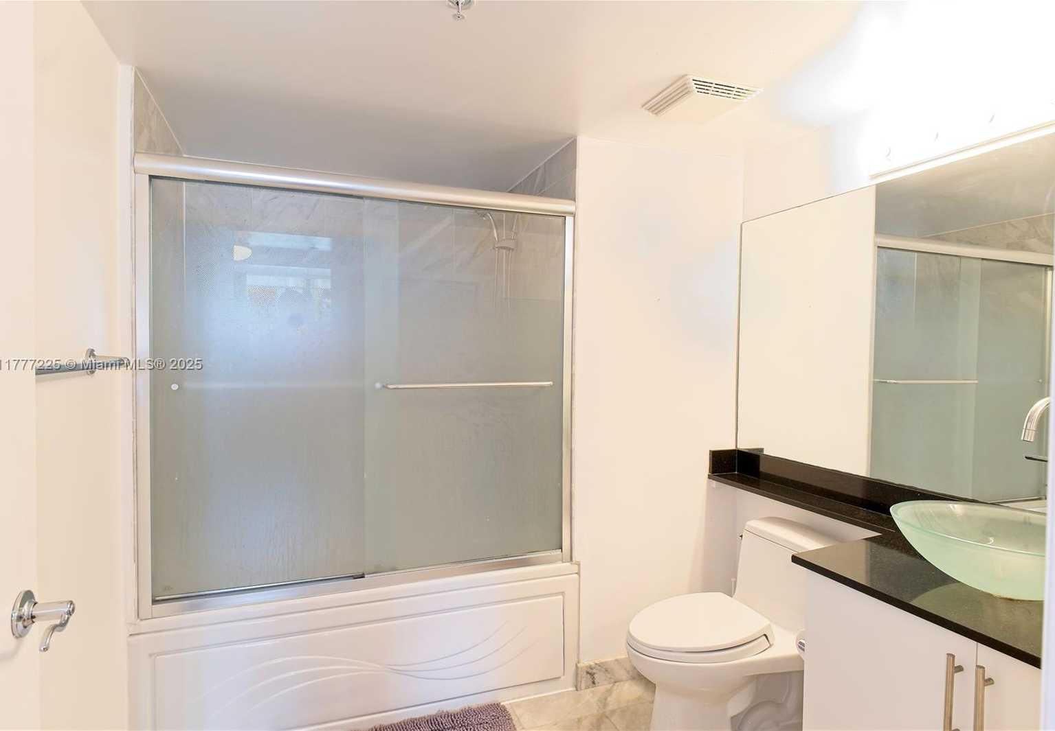 Small Image of 31 SOUTH EAST 5TH ST #1203, Miami Number 20