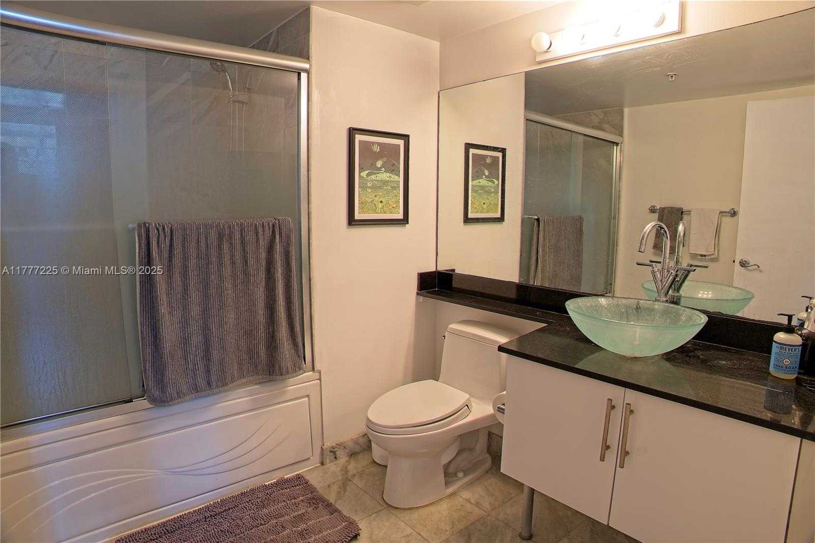 Small Image of 31 SOUTH EAST 5TH ST #1203, Miami Number 21