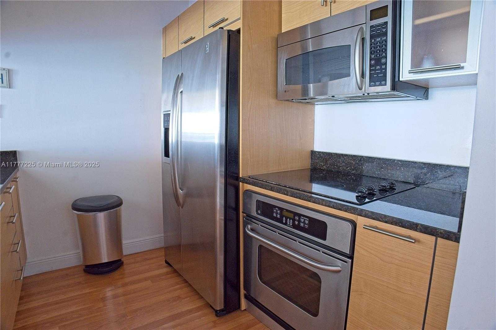 Small Image of 31 SOUTH EAST 5TH #1203, Miami Number 39
