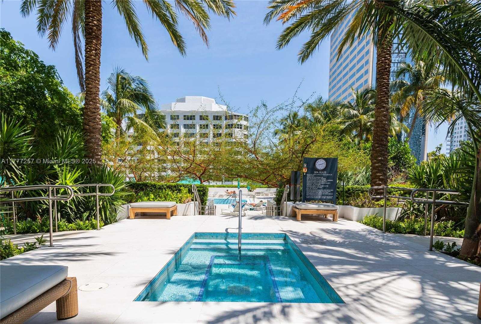 Small Image of 950 BRICKELL BAY DR #1504, Miami Number 14