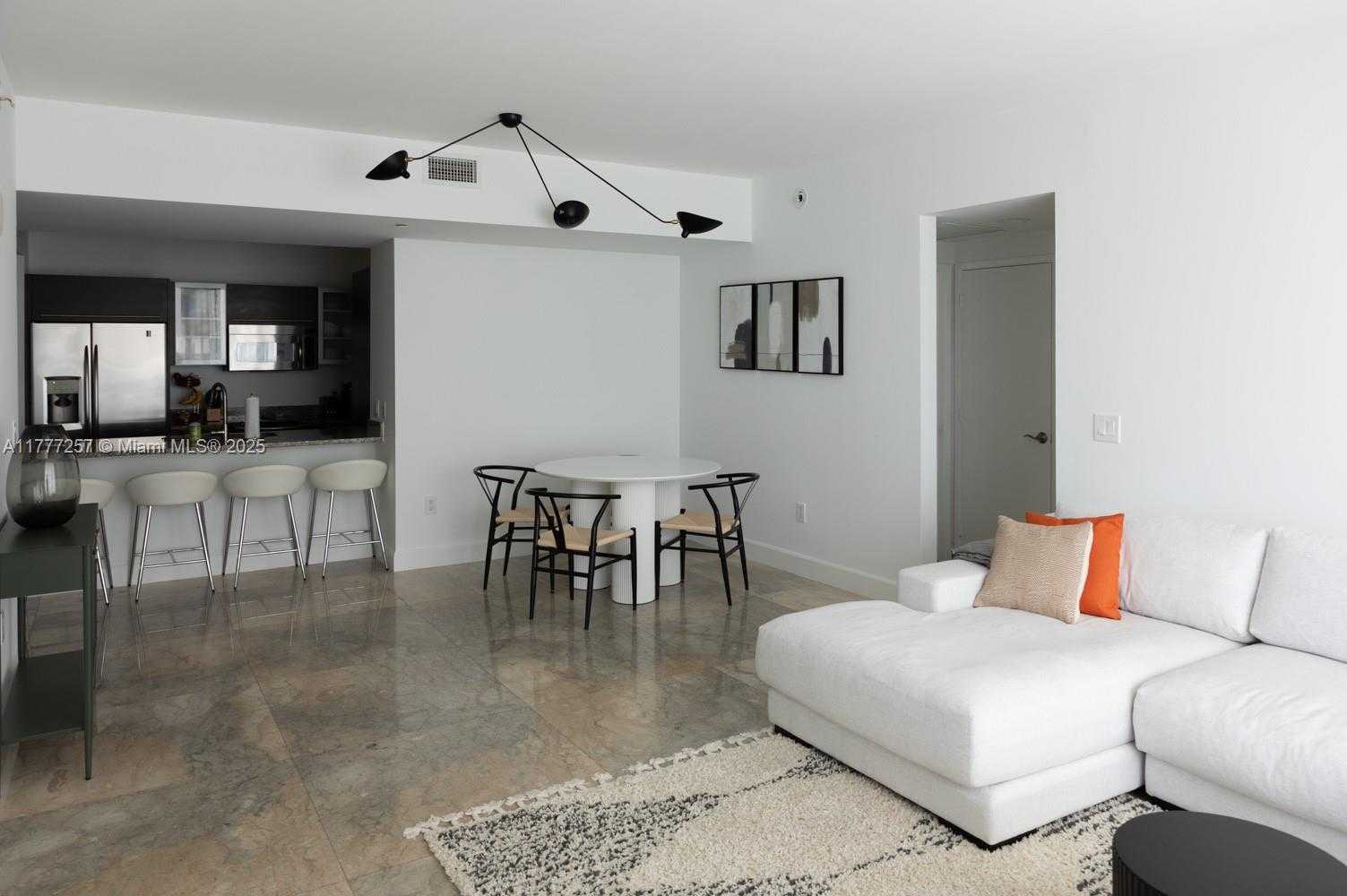 Small Image of 950 BRICKELL BAY DR #1504, Miami Number 6