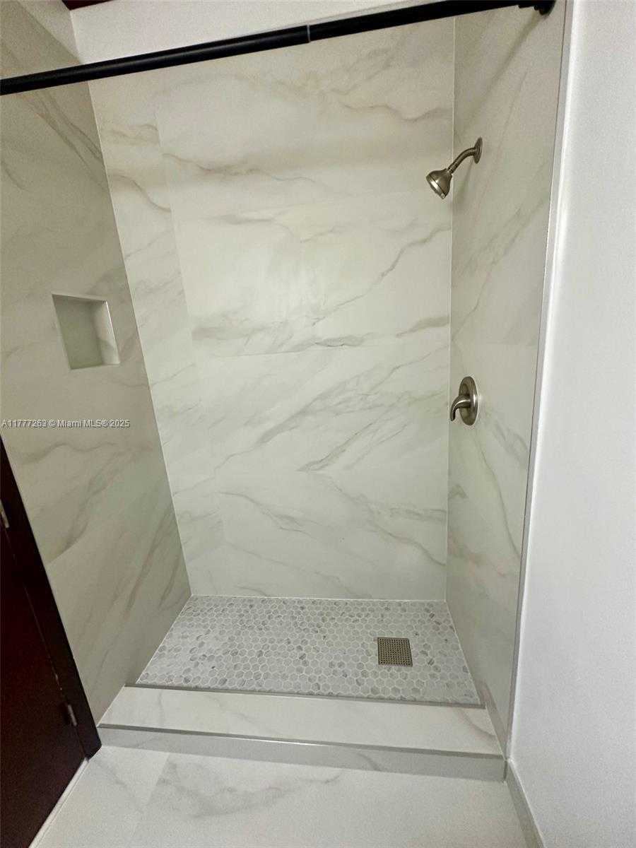 Small Image of 14755 SOUTH WEST 85TH TER, Miami Number 15