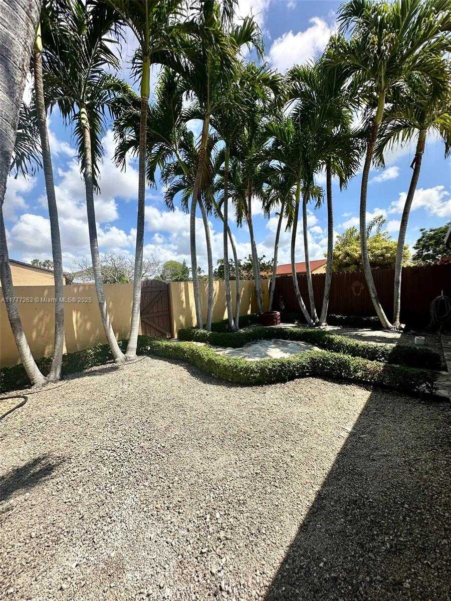 Small Image of 14755 SOUTH WEST 85TH TER, Miami Number 18