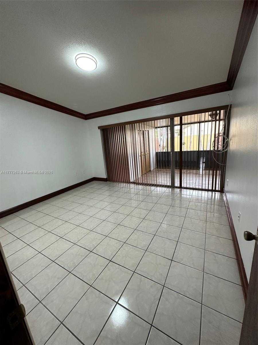Small Image of 14755 SOUTH WEST 85TH TER, Miami Number 9