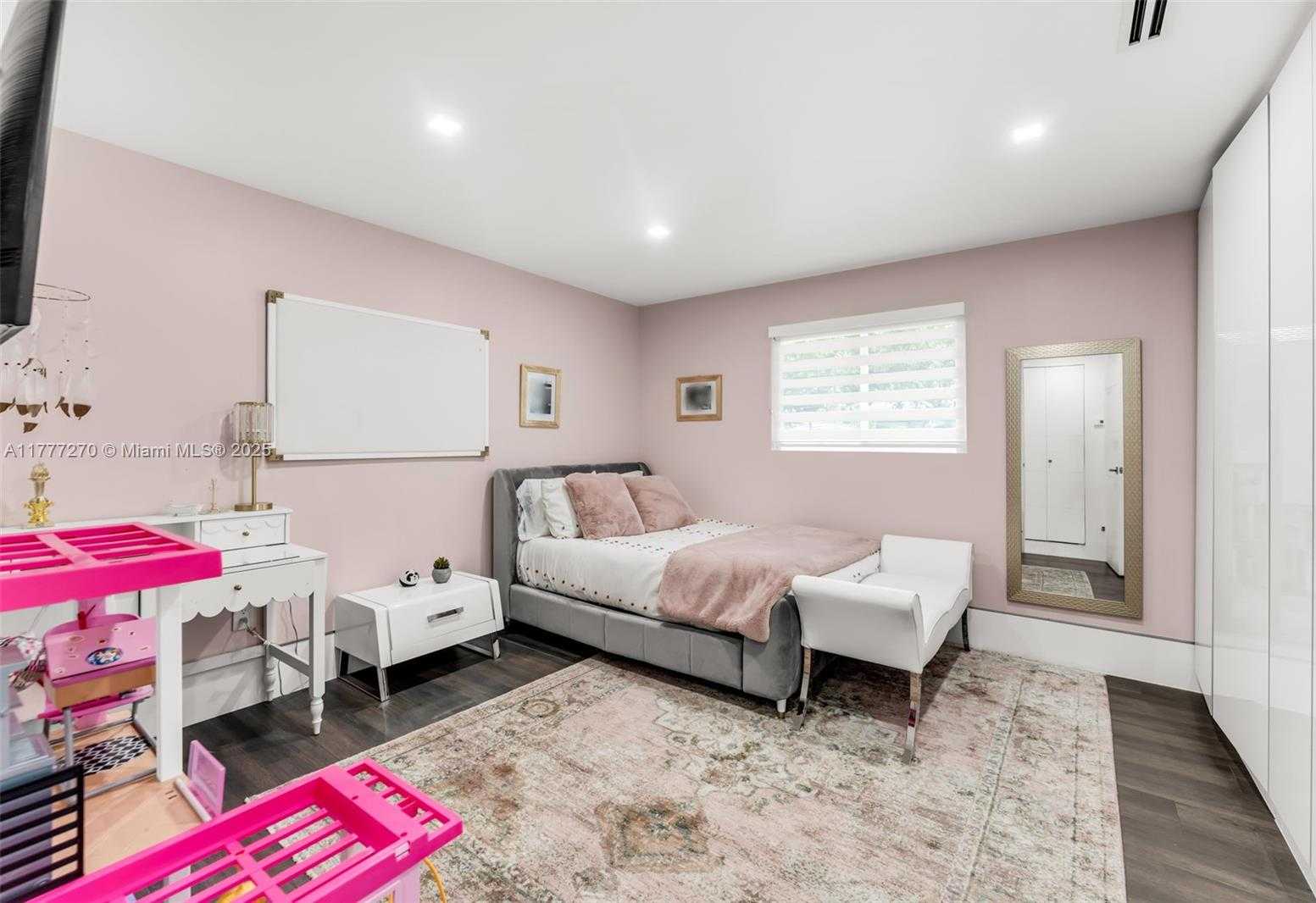 Small Image of 14401 SOUTH WEST 79TH AVE, Palmetto Bay Number 30